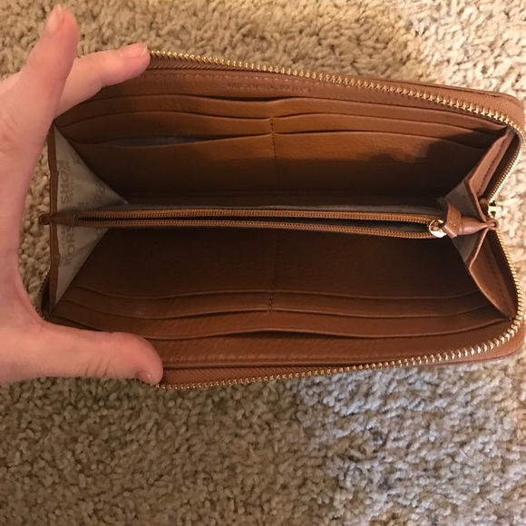Wallet - Picture 2 of 2