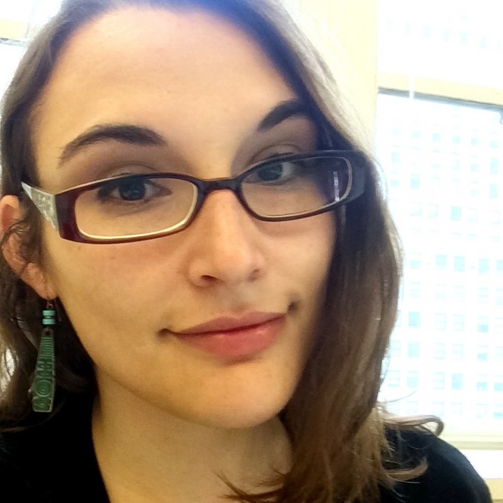 Meet your Posher, Cassondra