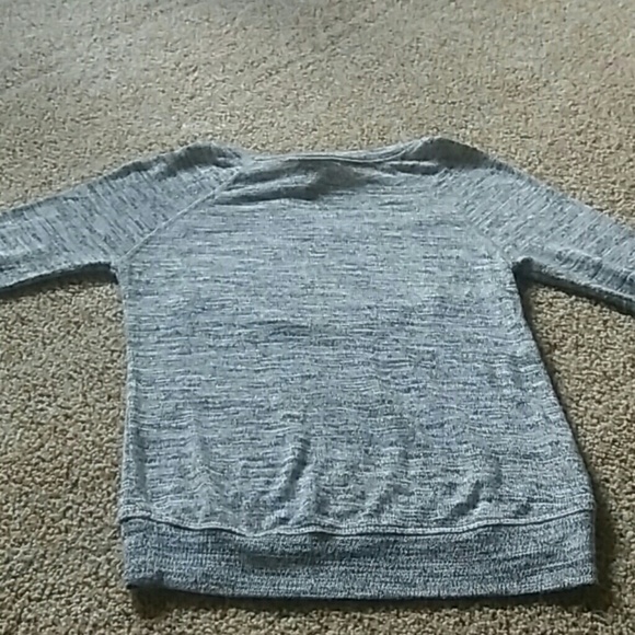 Hello kitty sweater - Picture 2 of 2