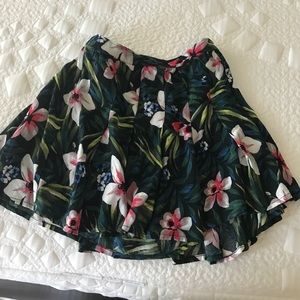 Flowy shorts