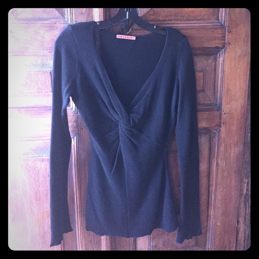Wool/cashmere sweater