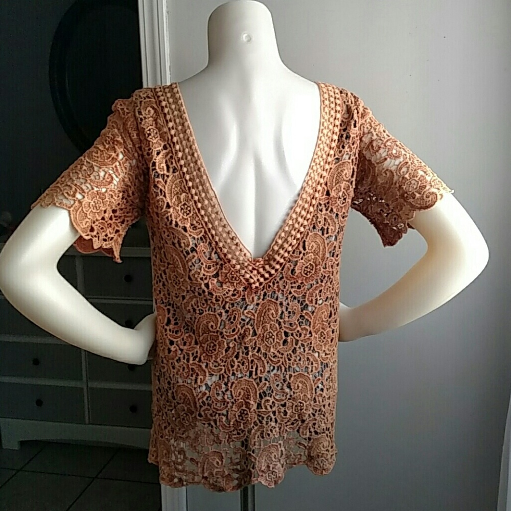 Gimmicks by BKE lace top