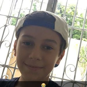 Meet your Posher, Nicholas