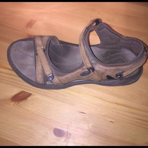 Teva Women's Sandals Size 8.5