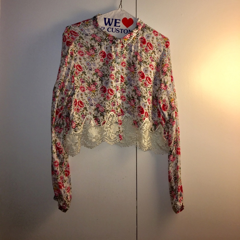 H&M crop top- never worn!