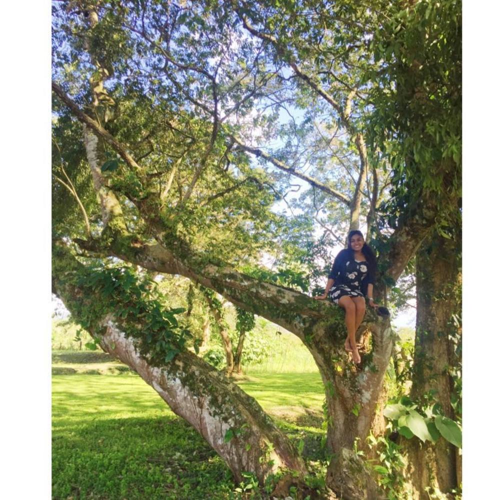 Meet your Posher, Rebecca