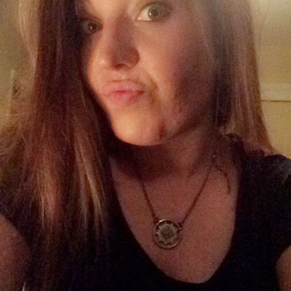 Meet your Posher, Tabitha