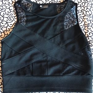 BANDAGE/MESH CROP TOP