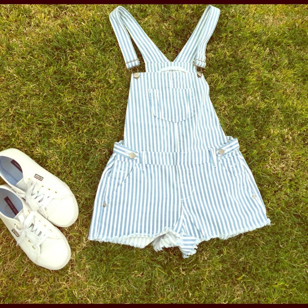 ⭐️ striped denim short overalls