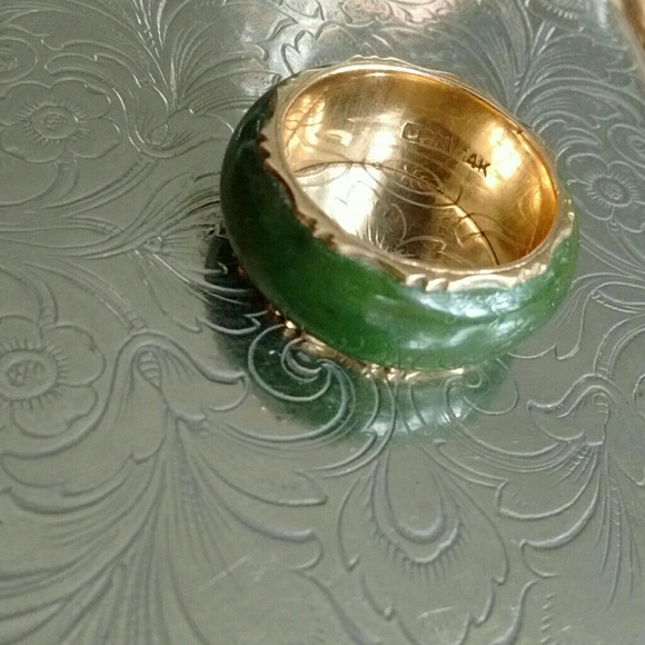 Vintage Jade Jadeite 14k Rose Gold Ring - Picture 1 of 3