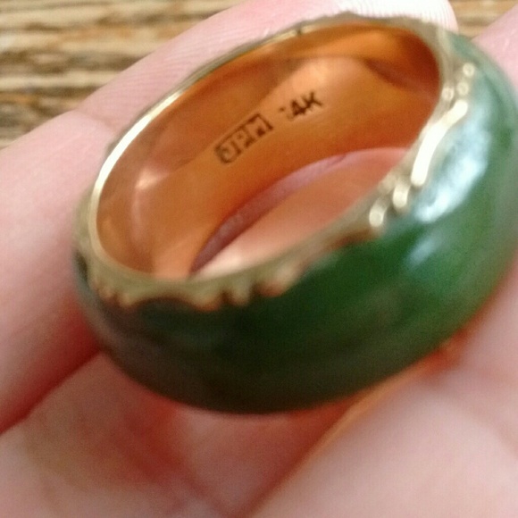 Vintage Jade Jadeite 14k Rose Gold Ring - Picture 3 of 3
