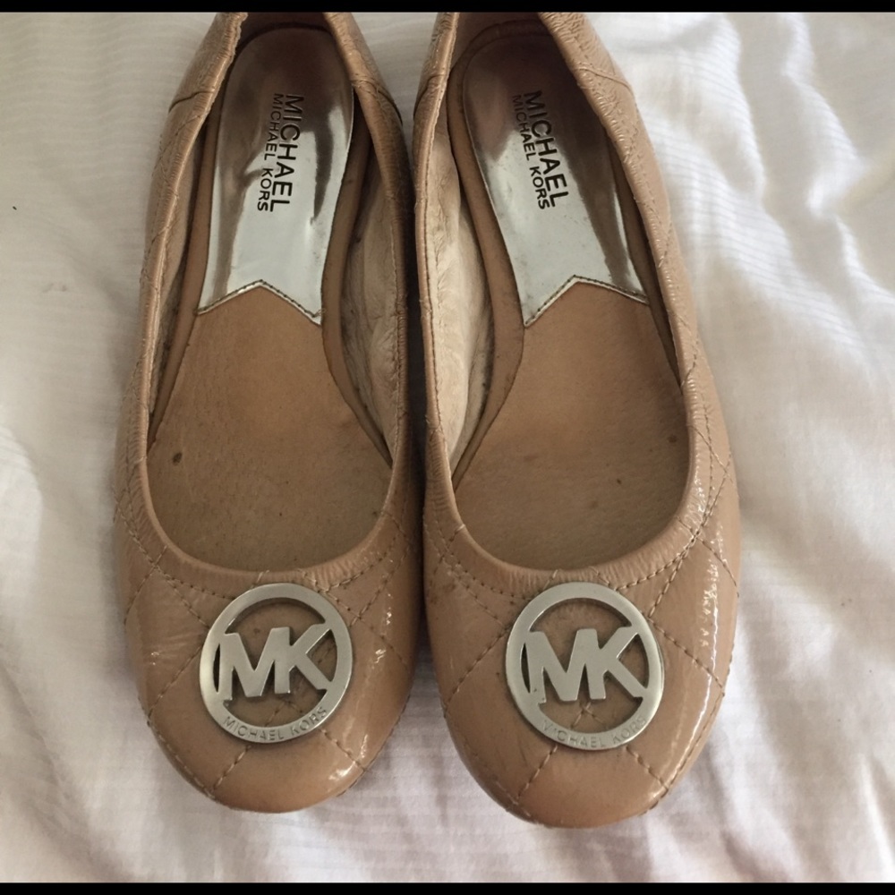 Michael kors nude flats