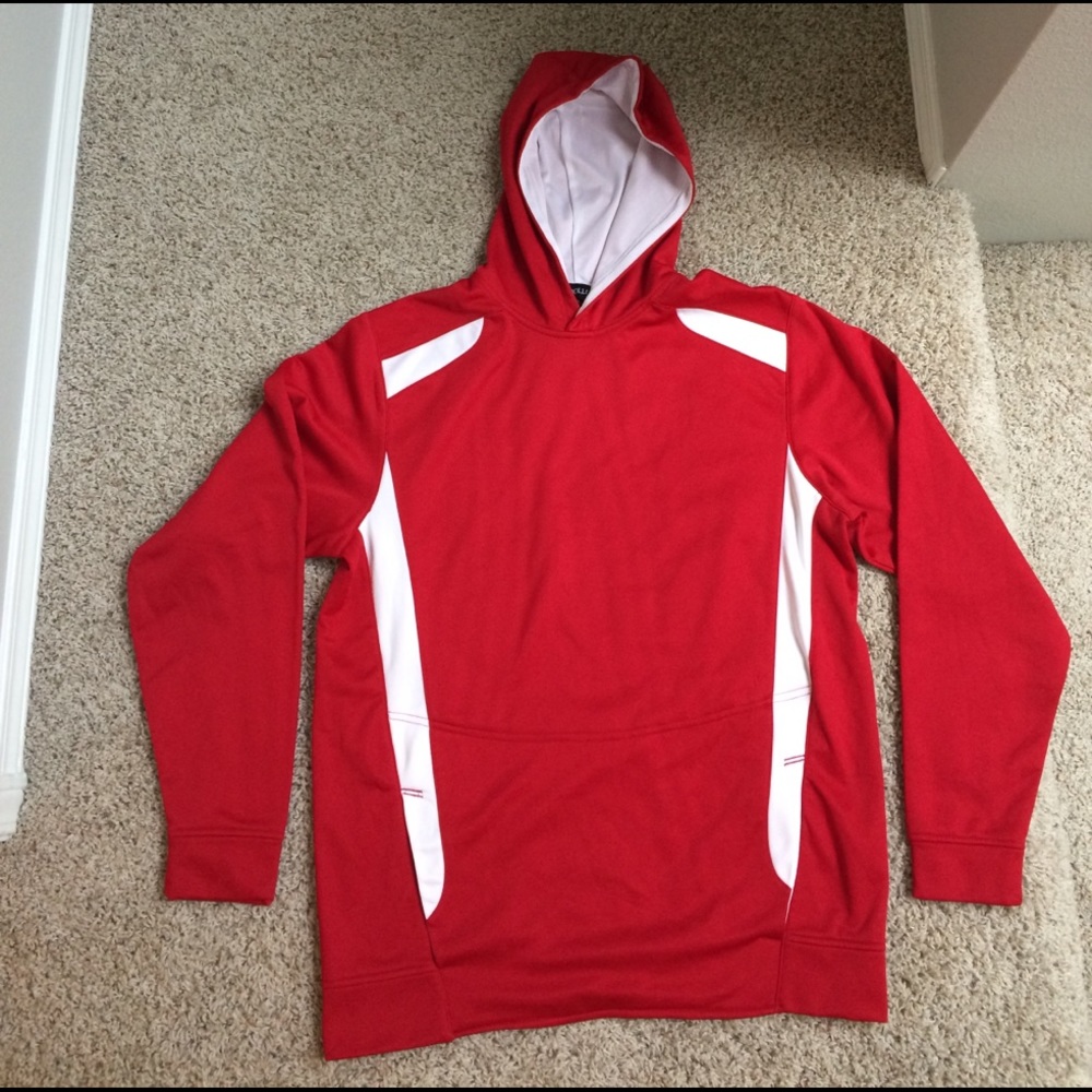 Hooded pullover sweatshirt