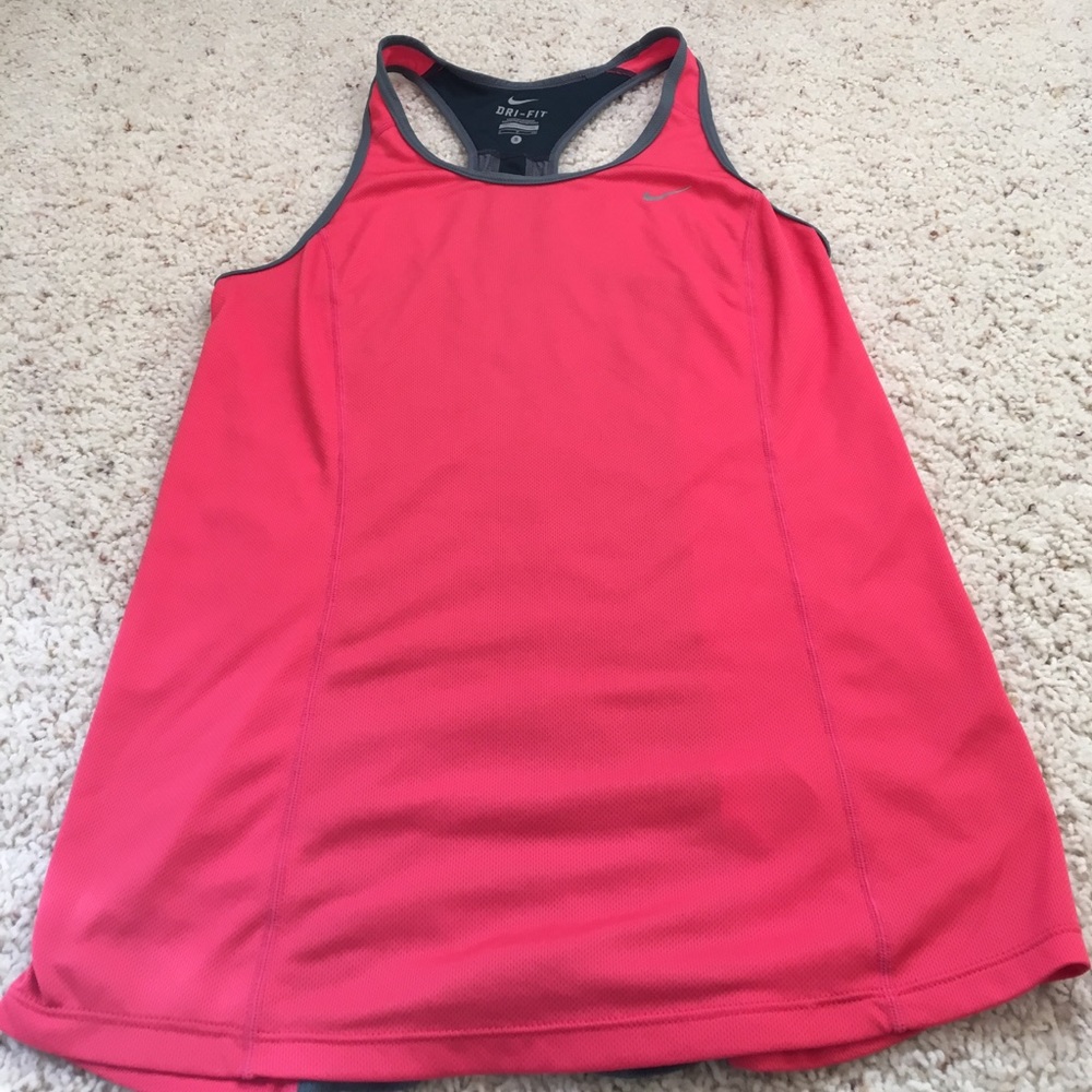 Never worn Nike dri-fit tank