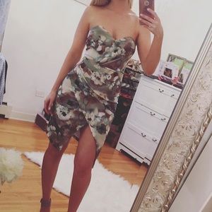 Floral strapless dress