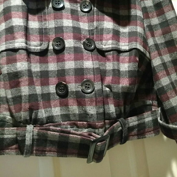 Jacket - Picture 3 of 4