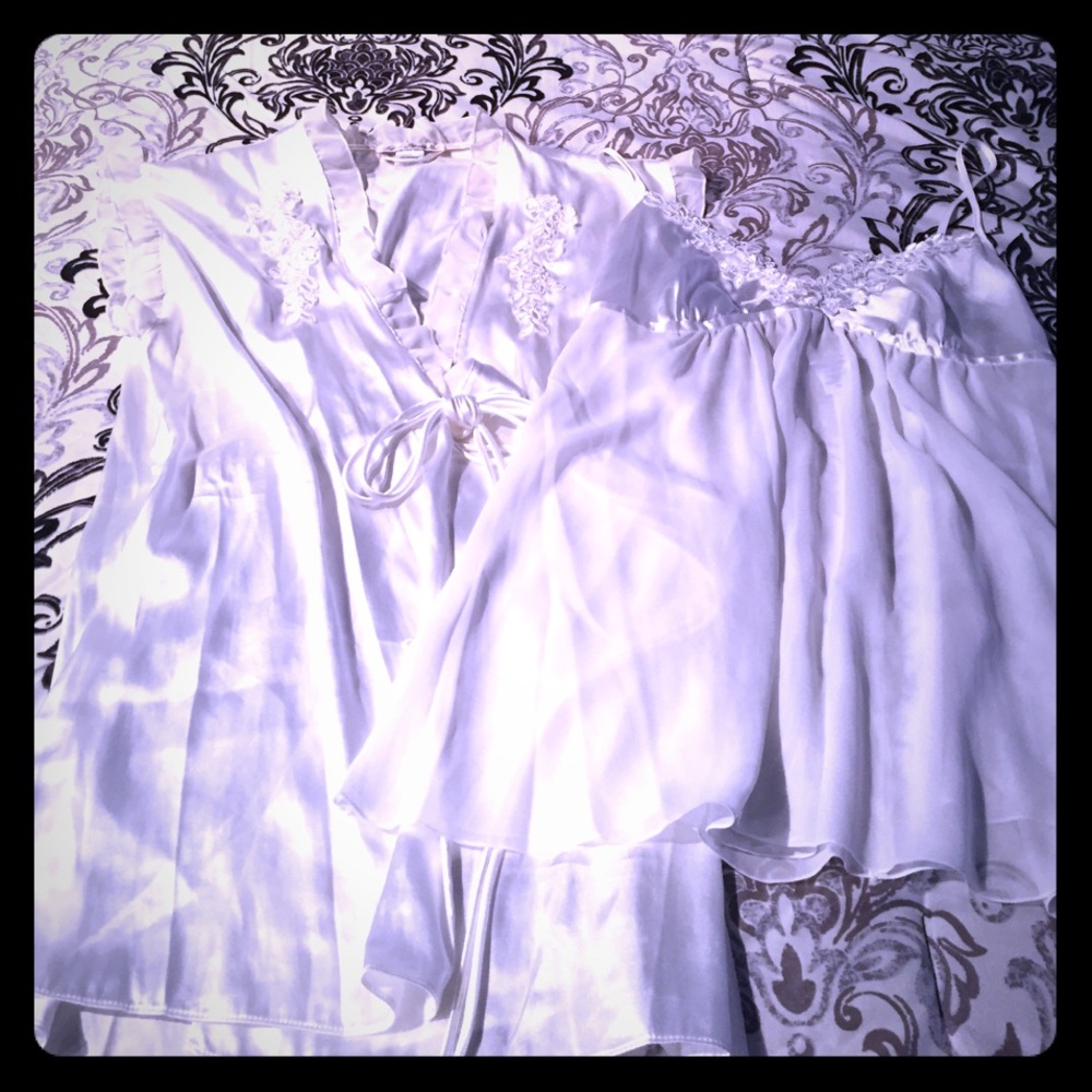 White nighty set