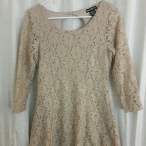 Nude half sleeve leave dress