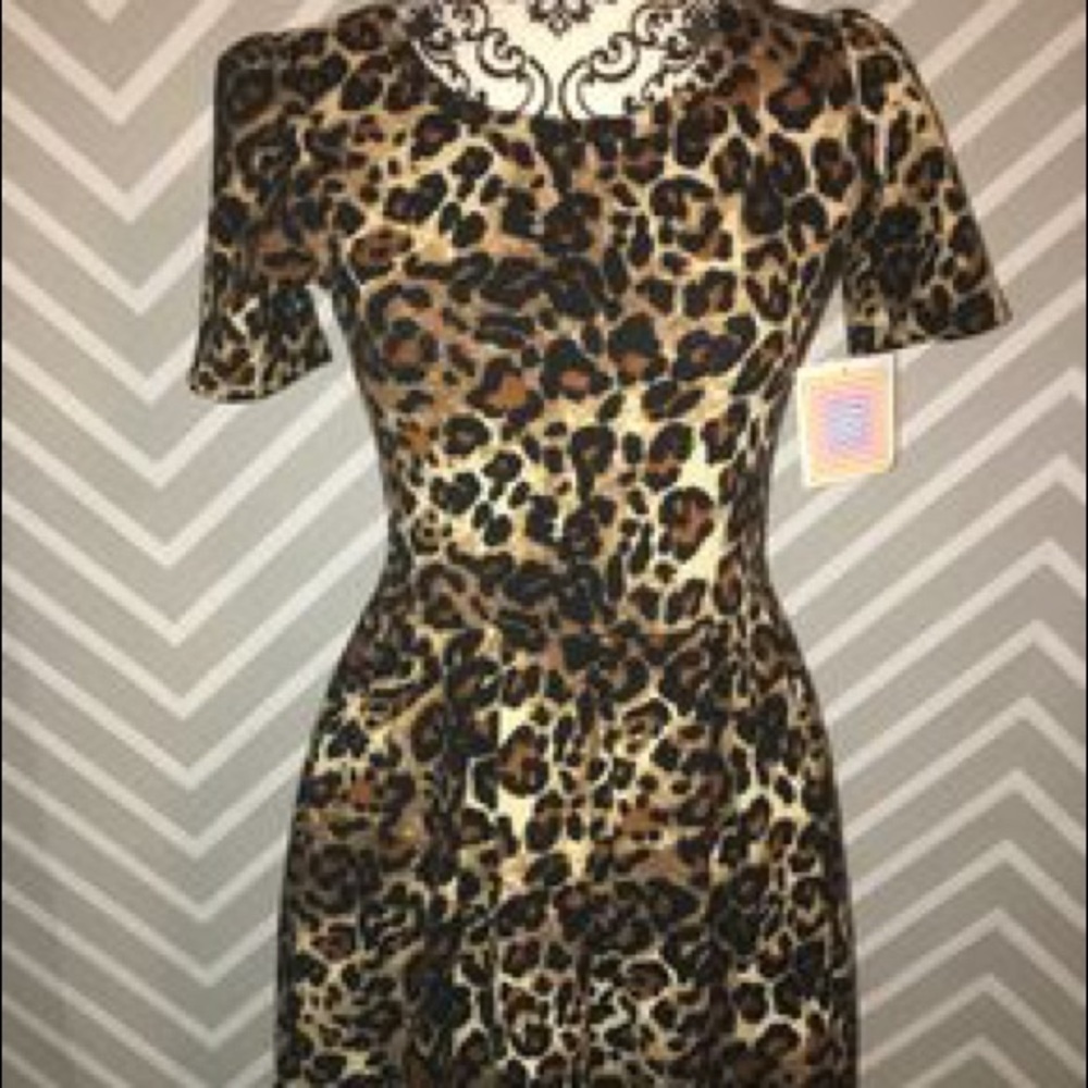 NWT Lularoe Leopard Amelia