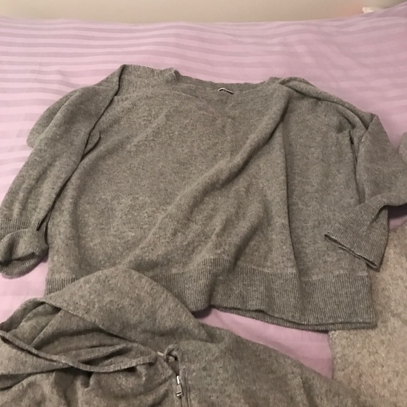 Jcrew sweaters - Picture 3 of 7