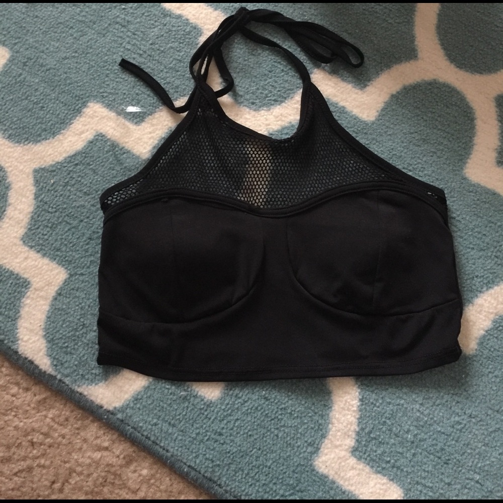 Black crop top