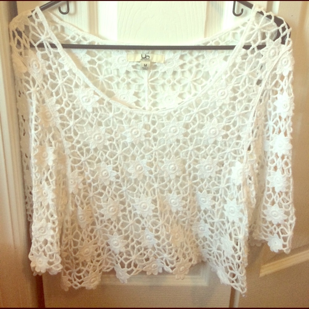 Floral crochet top