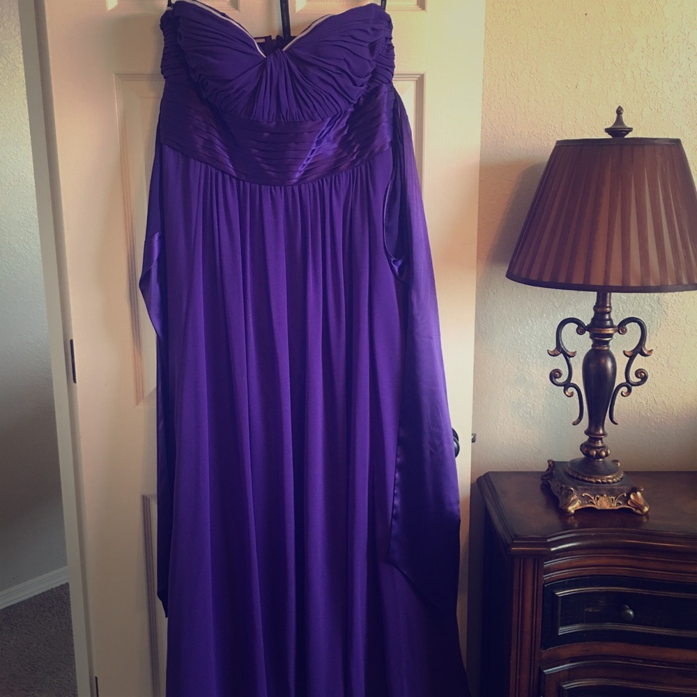 Bill Levkoff Strapless Purple Evening Gown