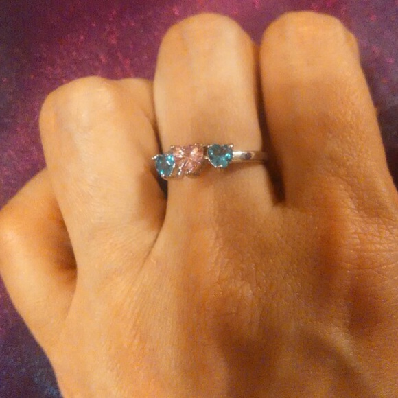 Three Heart Ring π - Picture 3 of 8