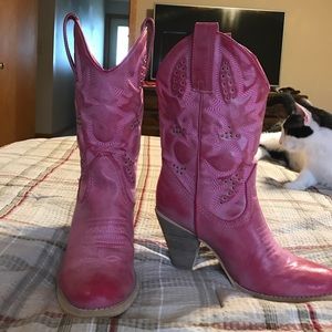 Very Volatile western boots