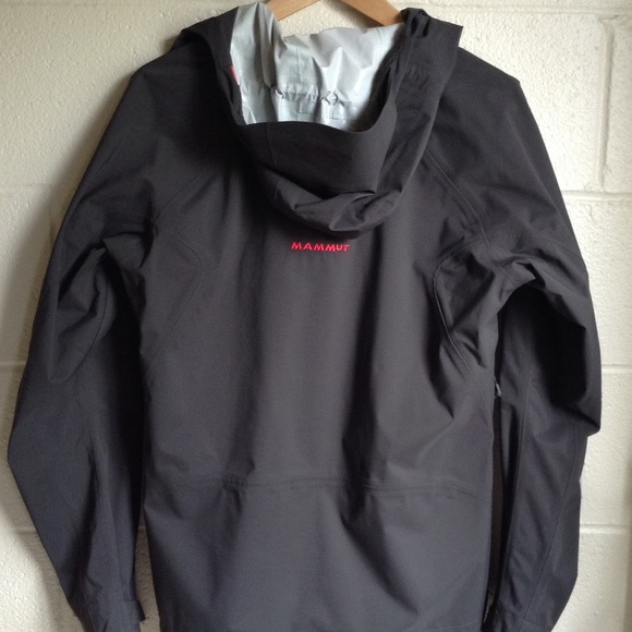 Waterproof Mammut Rain Jacket Size S - Picture 2 of 3