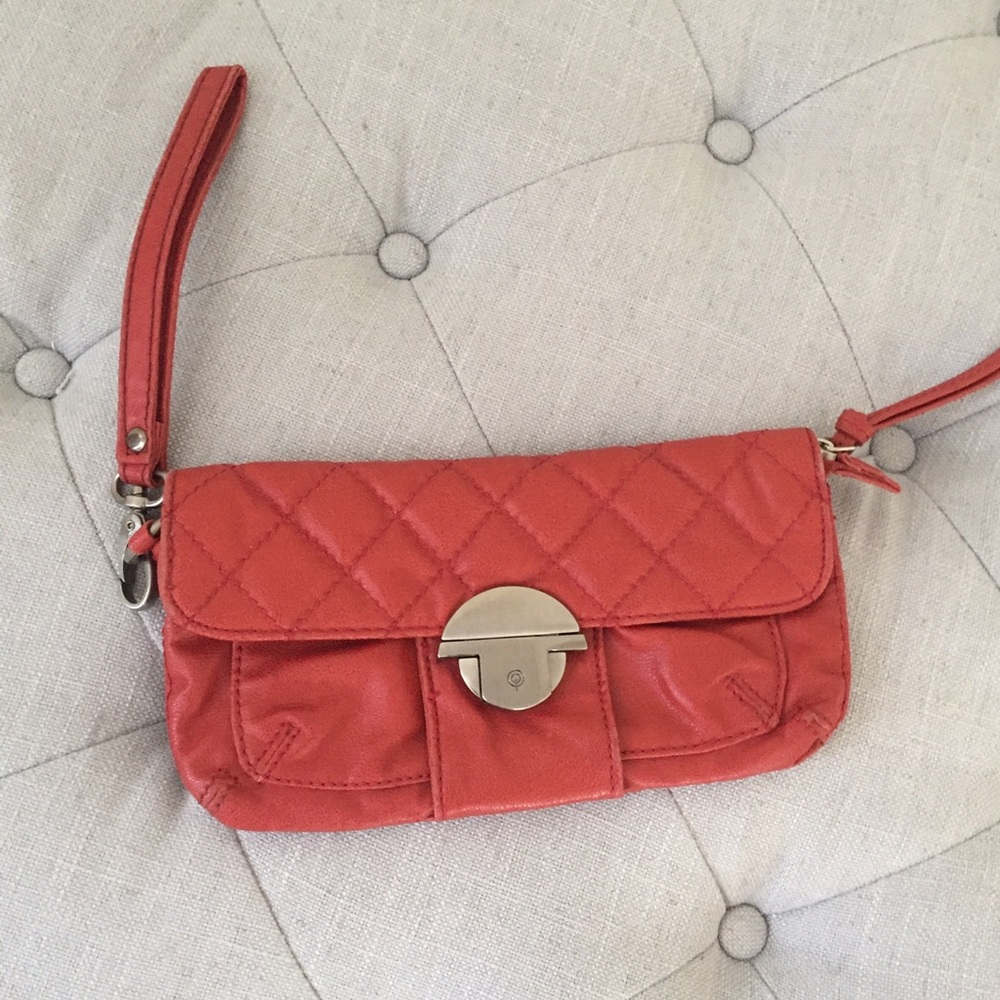 ALDO WRISTLET IN RED 🌹🌹🌹🌹🌹🌹