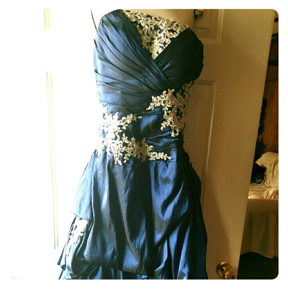 Goregous prom dress