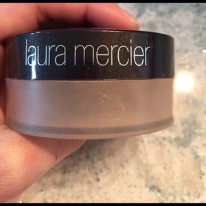 Laura Mercier Mineral Loose powder