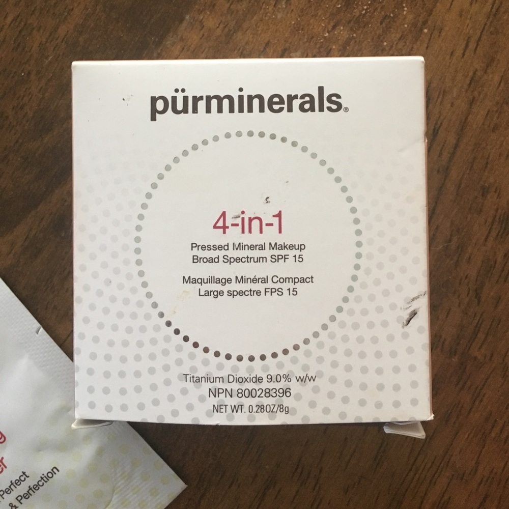 Pur minerals 4 in 1 mineral makeup (golden medium)