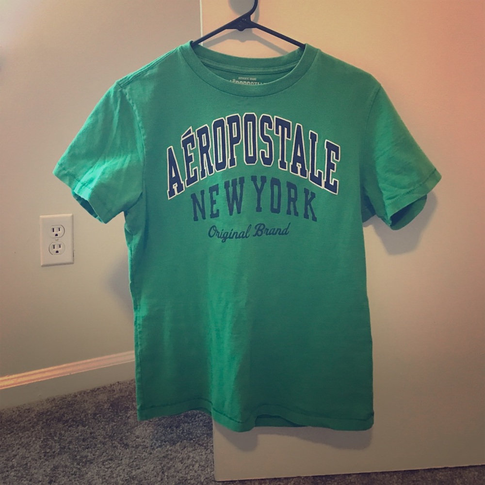 GREEN AEROPOSTALE T SHIRT