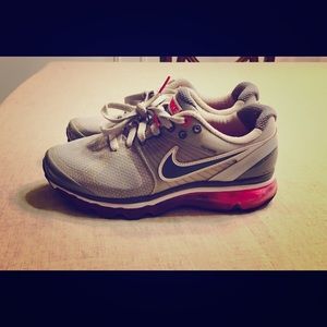 Women's grey and pink Nike's!