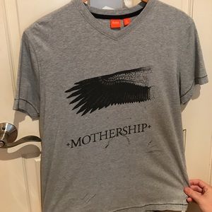 Hugo Boss Gray graphic T-shirt size large