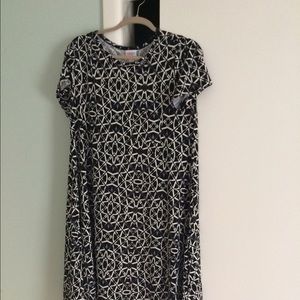 EUC LuLaRoe Carly Dress