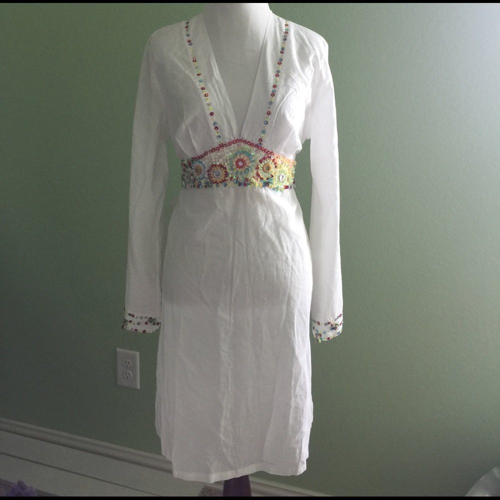 Dimri white beaded cover up Tunic S