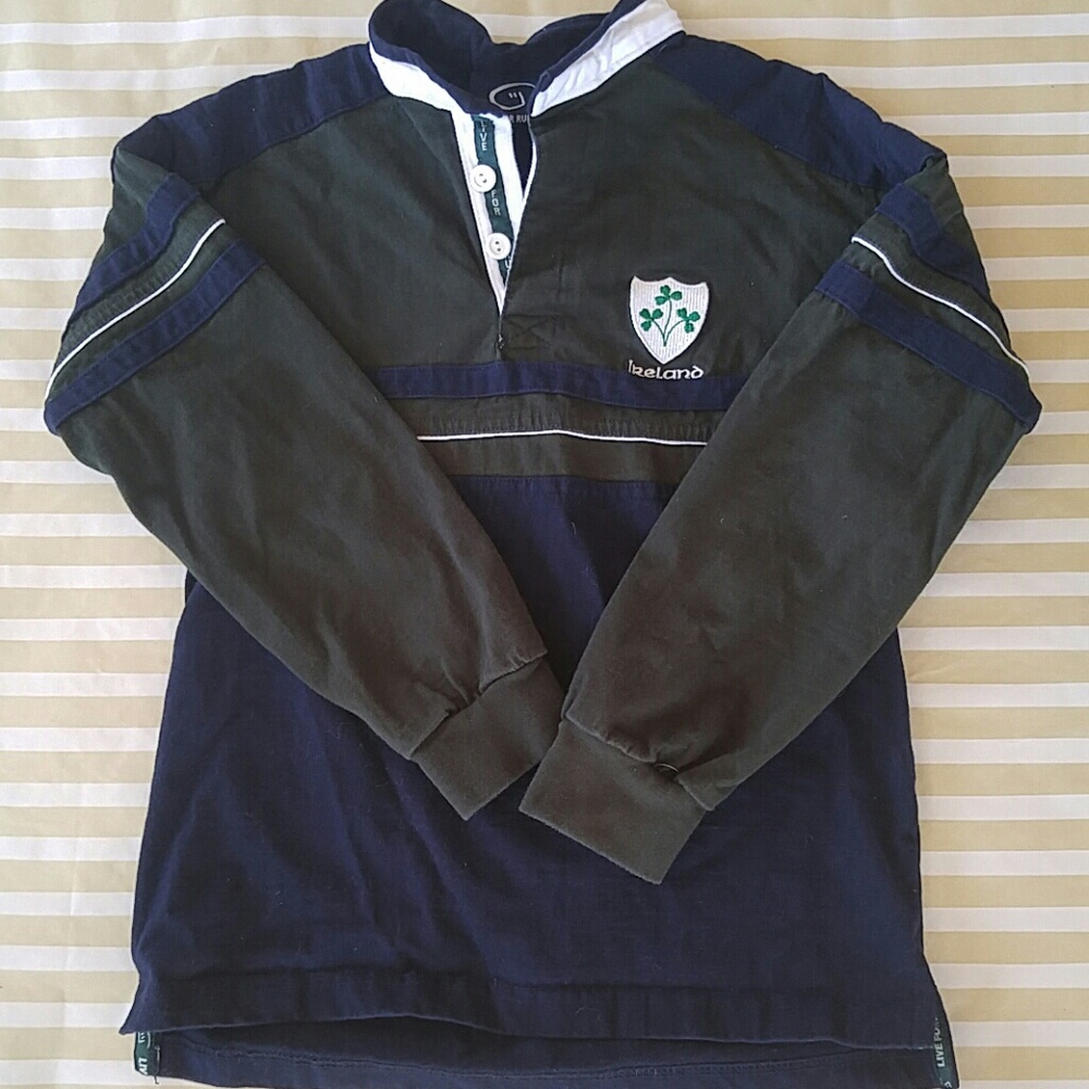 ??Boys Ireland rugby shirt ?? ??