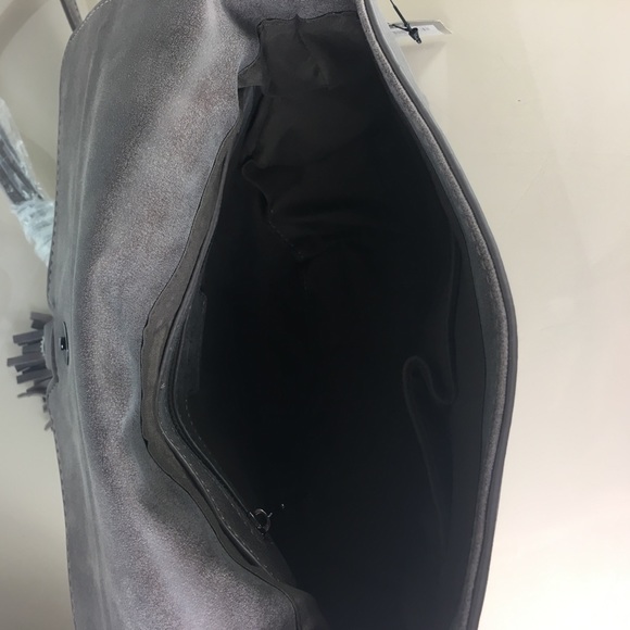 LAST ONE BCBG Paris Last One cross body bag - Picture 7 of 9