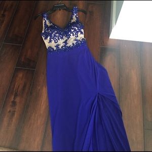 Beautiful Prom long gorgeous blue/nude color 👗👗