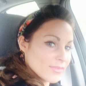 Meet your Posher, Carley