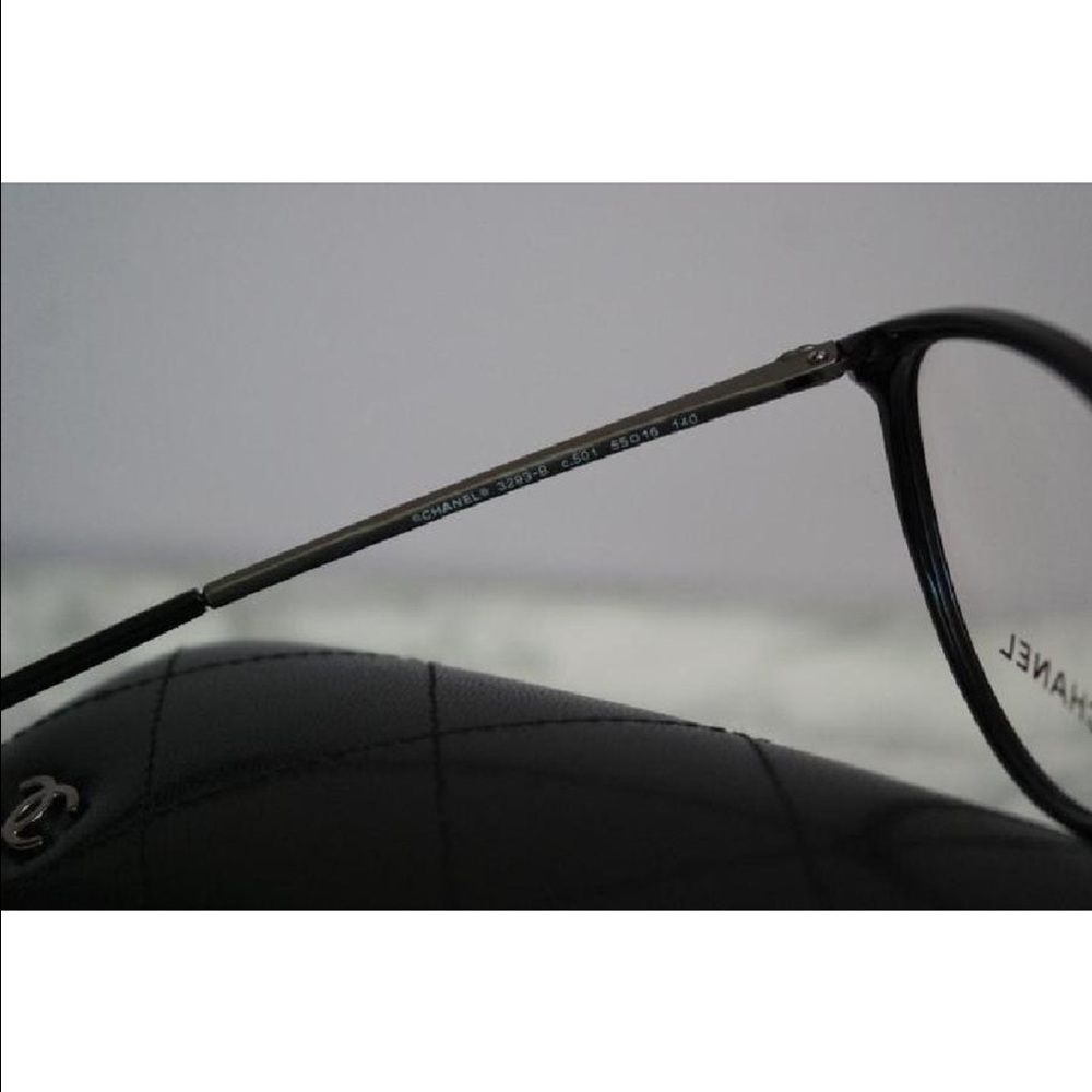 Chanel Swarvoski cat eye glasses NWOT - Picture 2 of 8