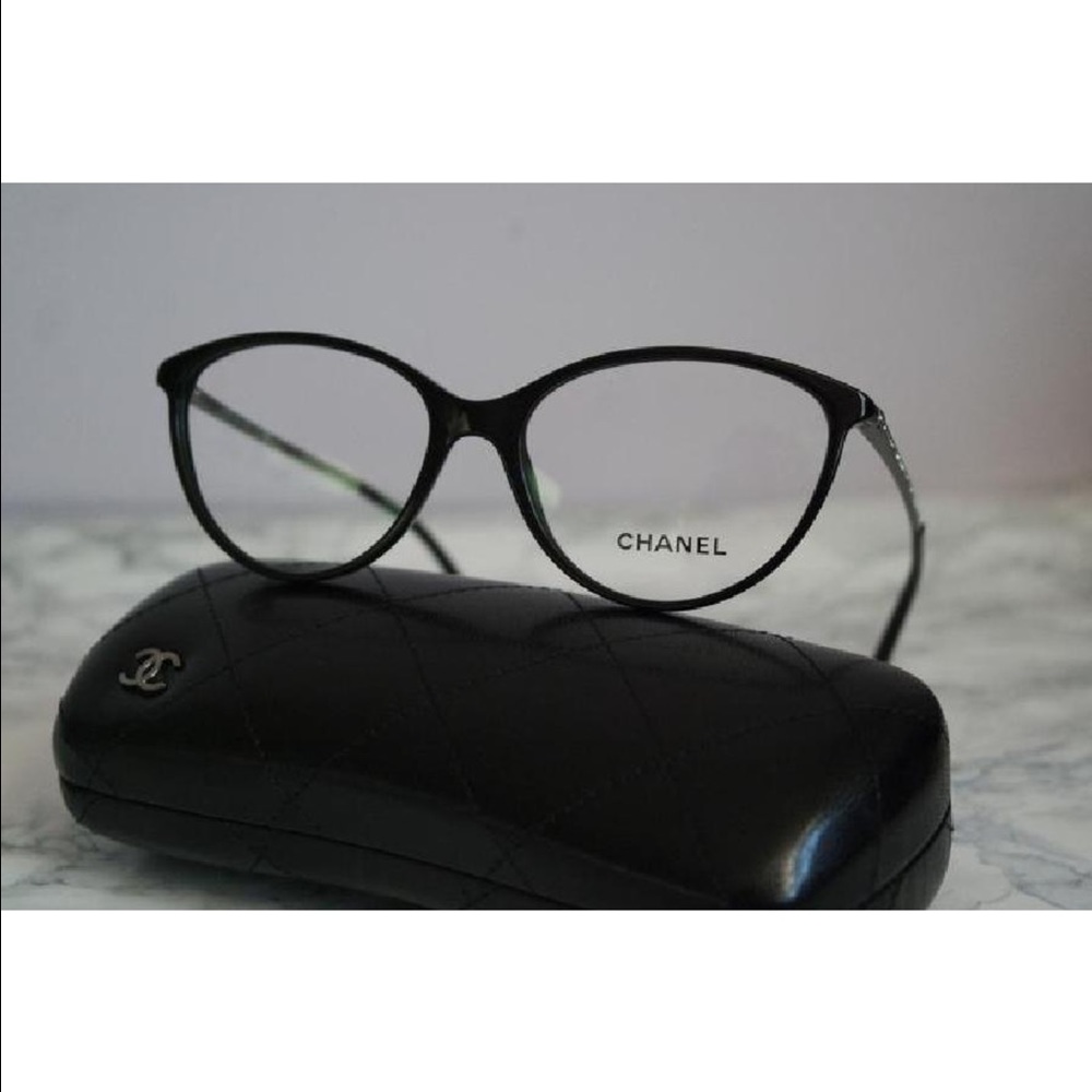 Chanel Swarvoski cat eye glasses NWOT - Picture 3 of 8