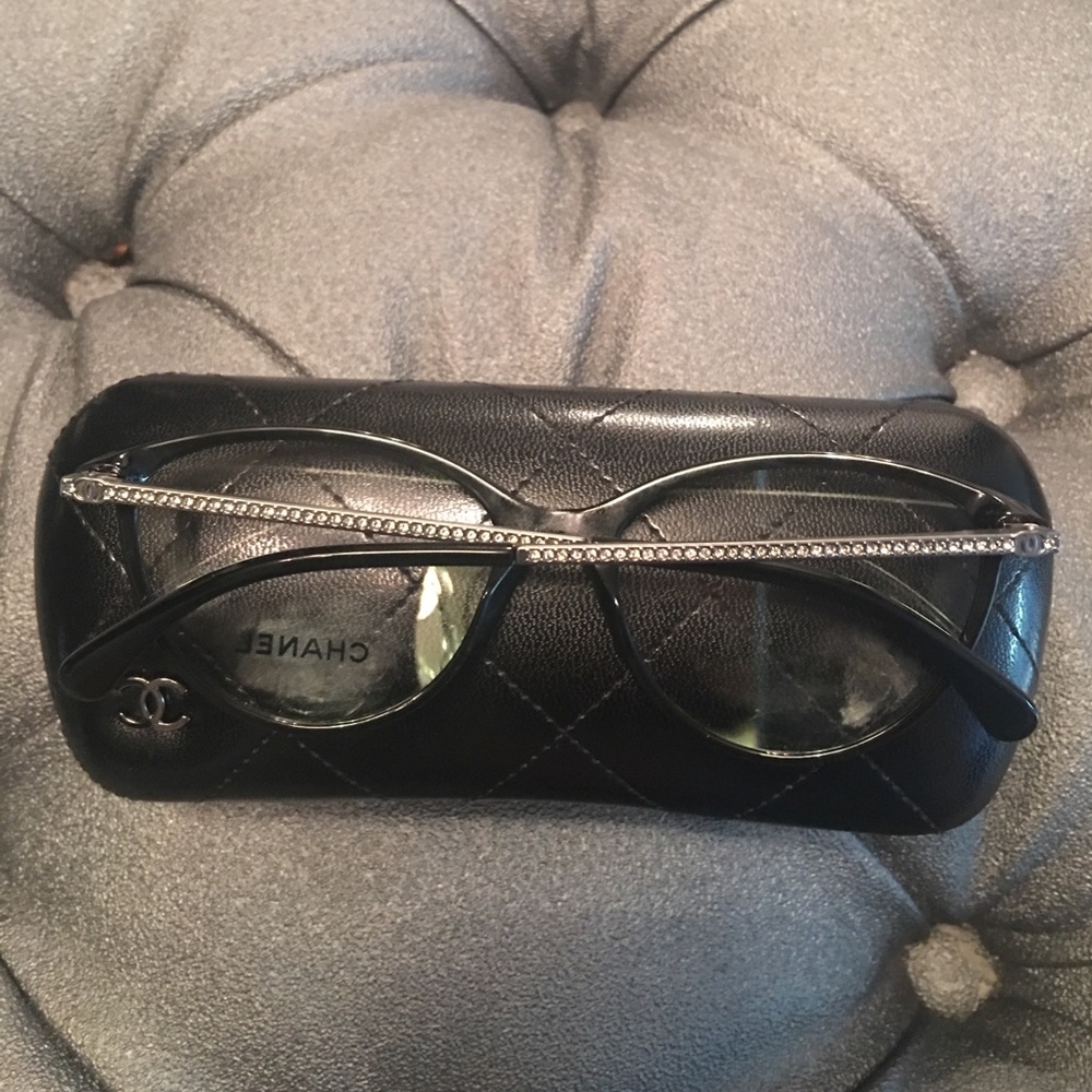 Chanel Swarvoski cat eye glasses NWOT - Picture 6 of 8