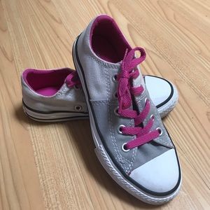 Girls size 12 Converse