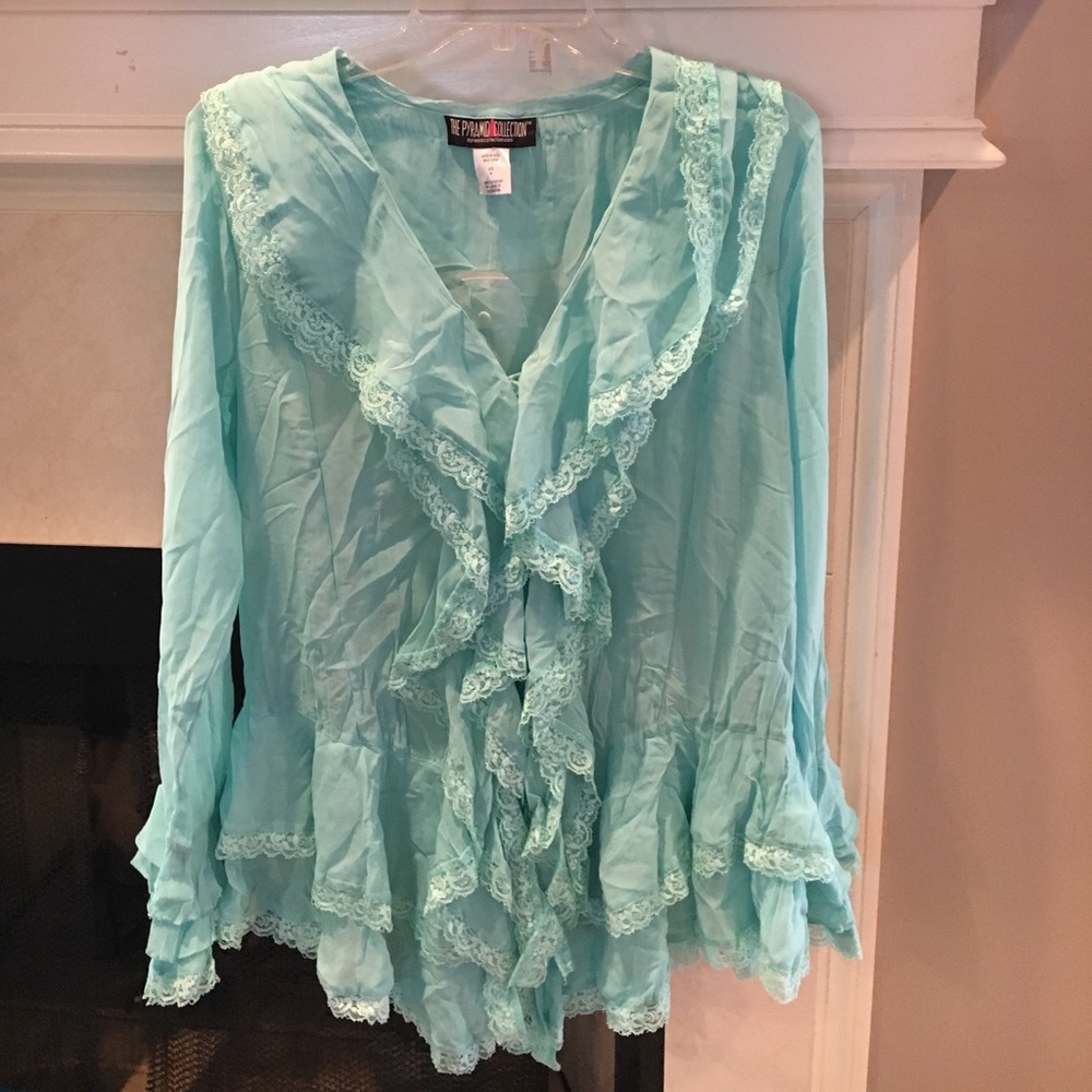 The Pyramid Collection ruffle turquoise blouse