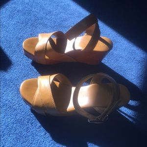 Tory Burch Almita mid wedge sandals