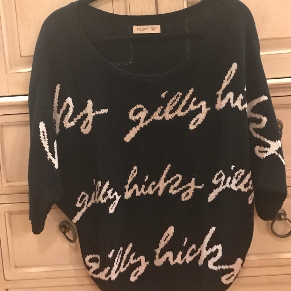 Gilly Hicks Pullover